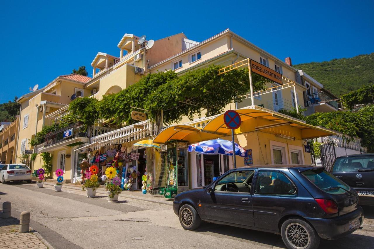 Miomir Perazic Apartments Petrovac Exteriér fotografie